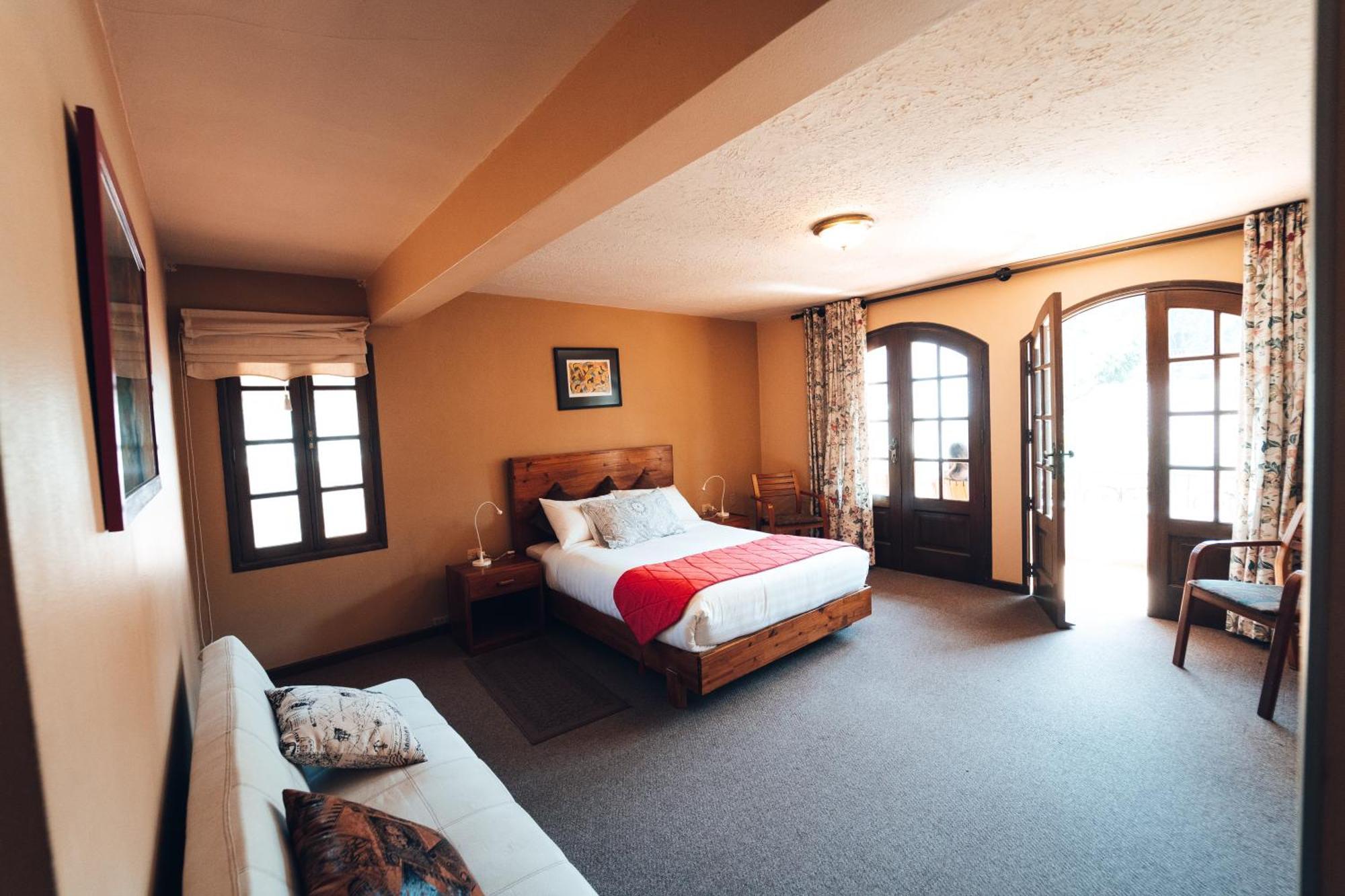 Hotel Boutique La Casa De Margarita โกชาบัมบา ภายนอก รูปภาพ