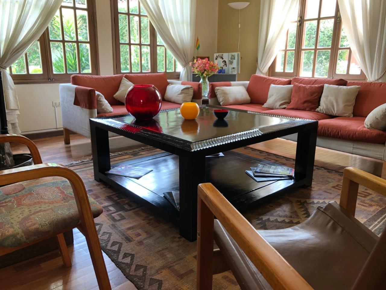 Hotel Boutique La Casa De Margarita โกชาบัมบา ภายนอก รูปภาพ
